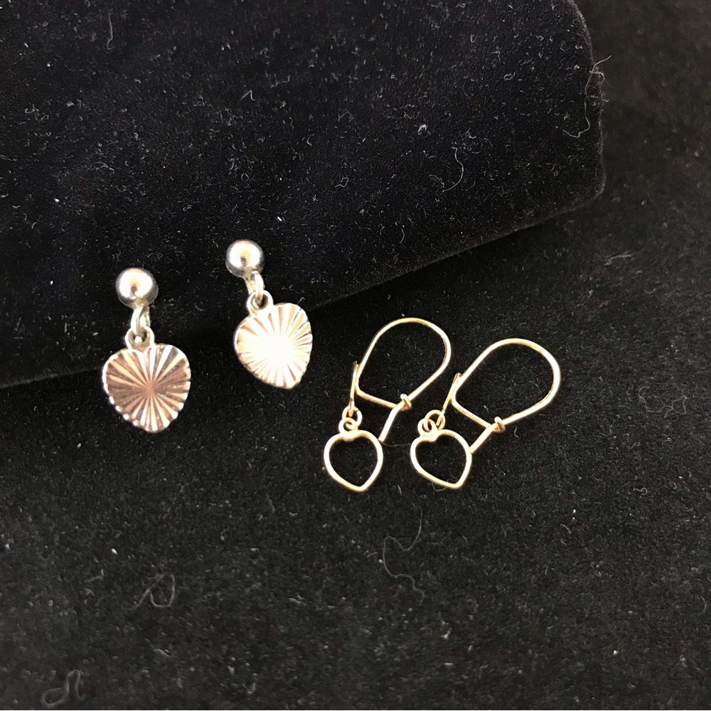 2 Dainty metal earrings-silver and gold toned-vintage